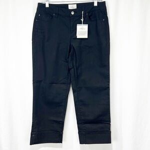 White House Black Market Black Cropped Pants size 8 NWT Cuffed Ankle
